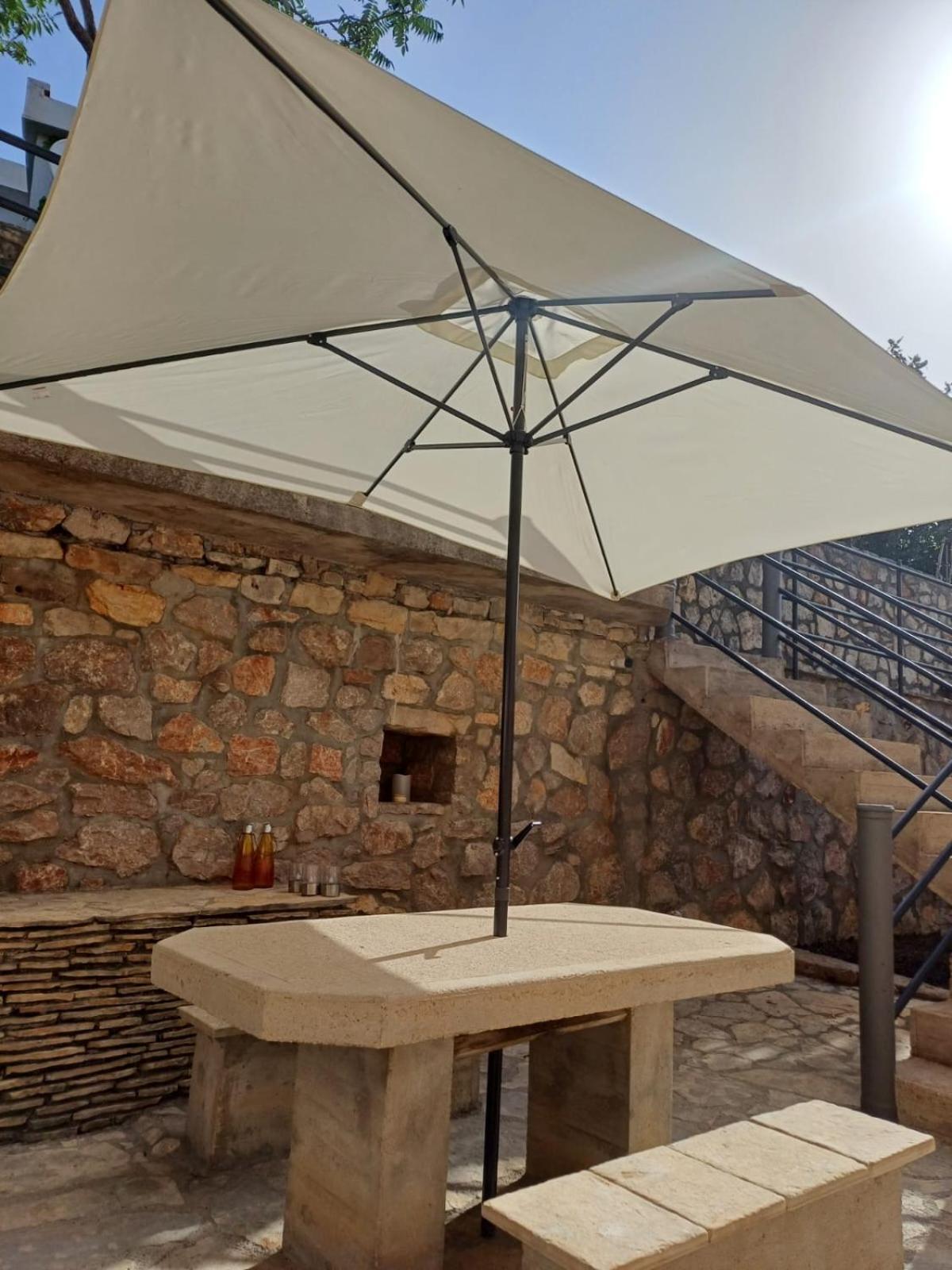 Ferienwohnung Ambiente Jasenice  Exterior foto